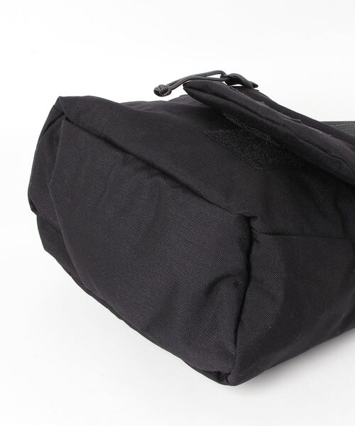 MYSTERY RANCH(ミステリーランチ)の「MYSTERY RANCH A5 ミステリーランチ 6L セキュリティポケット付き 2way ショルダーバッグ(ショルダーバッグ・レディース・ブラック・FREE)」の8枚目の写真