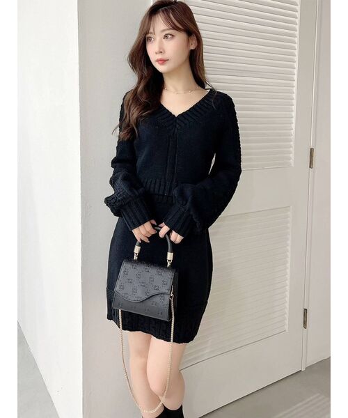 RESEXXY（リゼクシー）の「Vネッククロップドニット【セットアップ着用可能】（ニット/セーター・レディース・ブラック/ブルー/アイボリー・FREE）」の9枚目の写真