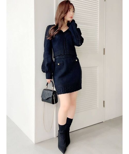 RESEXXY（リゼクシー）の「Vネッククロップドニット【セットアップ着用可能】（ニット/セーター・レディース・ブラック/ブルー/アイボリー・FREE）」の12枚目の写真