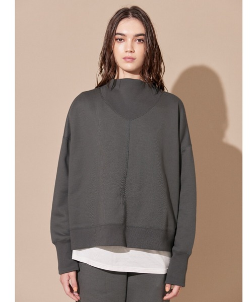 ALEXIA STAM（アリシアスタン）の「High Neck Step Hem Sweatshirt /ハイネックステップヘムスウェットシャツ（スウェット・レディース・オフホワイト/チャコールグレー/ベージュ・FREE）」の3枚目の写真