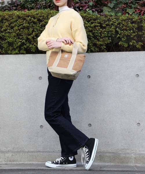 CONVERSE(コンバース)の「【CONVERSE】コンバースキャンバストートバッグ S ランチトート 17917200(トートバッグ・レディース・ホワイト/グレー/ブラック/ネイビー/ライトブラウン/ホワイト×ブラック/ホワイト×ネイビー・FREE)」の16枚目の写真