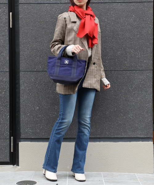 CONVERSE(コンバース)の「【CONVERSE】コンバースキャンバストートバッグ S ランチトート 17917200(トートバッグ・レディース・ホワイト/グレー/ブラック/ネイビー/ライトブラウン/ホワイト×ブラック/ホワイト×ネイビー・FREE)」の13枚目の写真