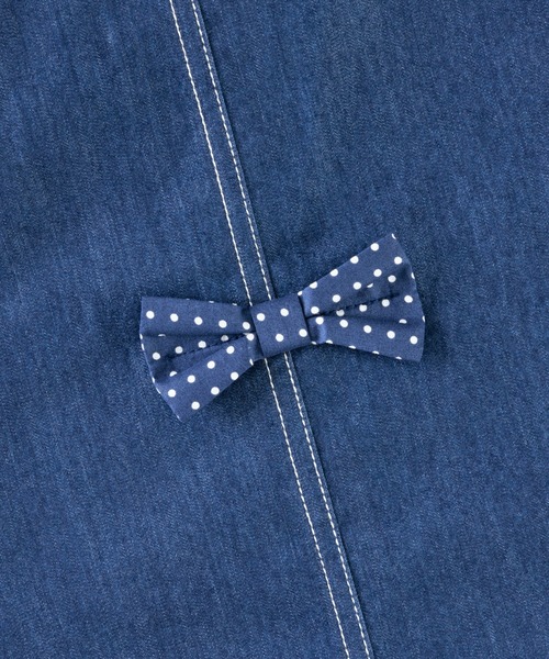 trois lapins kp（トロワラパンケーピー）の「ストレッチデニム ジャンパースカート(100～130cm)（ジャンパースカート・キッズ・ネイビー・100cm/110cm/120cm/130cm）」の12枚目の写真