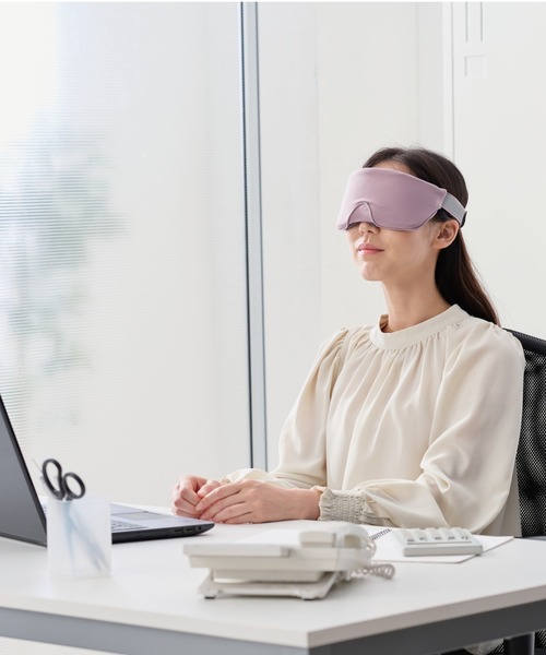 BIRTHDAY BAR(バースデイバー)の「エクリア ジェル&ツボ アイマスク(その他ビューティーグッズ・レディース・ネイビー/グレイッシュベージュ・フリー)」の6枚目の写真