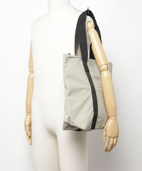 RAINS(レインズ)の「RAINS/レインズ/TOTE BAG RUSH(トートバッグ・メンズ・その他3・F)」の5枚目の写真