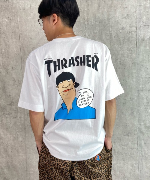 THRASHER(スラッシャー)の「【ムラサキスポーツ別注】THRASHER/スラッシャー MAGAZINE COVER バックラバープリントTシャツ ビックシルエット フロントロゴワンポイント THMM-006(Tシャツ/カットソー・メンズ・ホワイト×ブラック/ブラック×ブラック/オレンジ系その他・M/L/XL)」の1枚目の写真