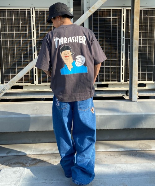 THRASHER(スラッシャー)の「【ムラサキスポーツ別注】THRASHER/スラッシャー MAGAZINE COVER バックラバープリントTシャツ ビックシルエット フロントロゴワンポイント THMM-006(Tシャツ/カットソー・メンズ・ホワイト×ブラック/ブラック×ブラック/オレンジ系その他・M/L/XL)」の16枚目の写真