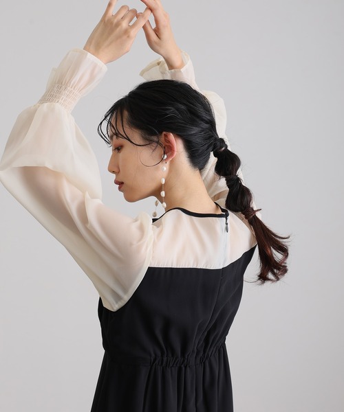 atlo（アトロ）の「結婚式 パーティードレス ビスチェミモレ丈&袖あり