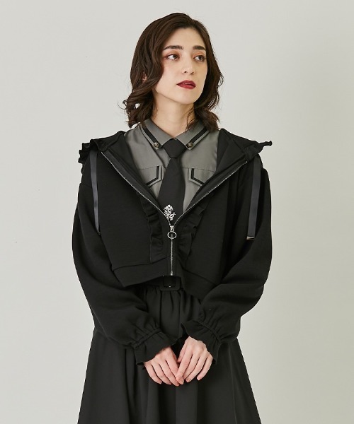 axes femme（アクシーズファム）の「ショート丈フリルパーカー