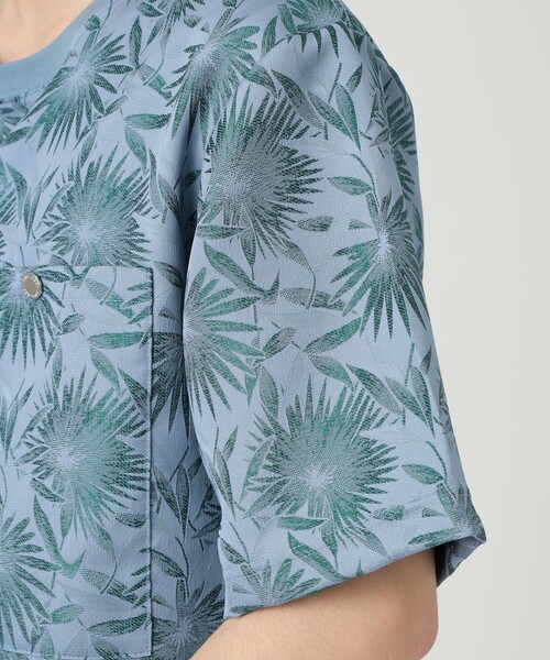 LOVELESS（ラブレス）の「フクレフラワージャガード Tシャツ（Tシャツ/カットソー・メンズ・ベージュ系その他/ブラック/ブルー・M/L）」の4枚目の写真