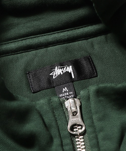 STUSSY（ステューシー）の「STUSSY/ステューシー STOCK LOGO MOCK モックネックスウェット（スウェット・メンズ・グリーン・M/L/XL/S）」の4枚目の写真