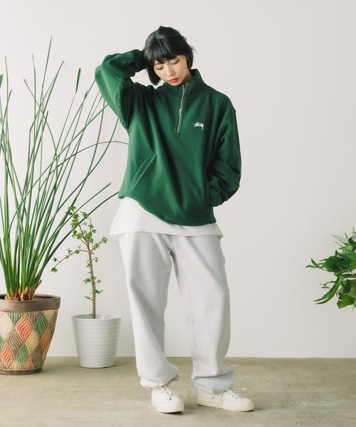 STUSSY（ステューシー）の「STUSSY/ステューシー STOCK LOGO MOCK モックネックスウェット（スウェット・メンズ・グリーン・M/L/XL/S）」の15枚目の写真