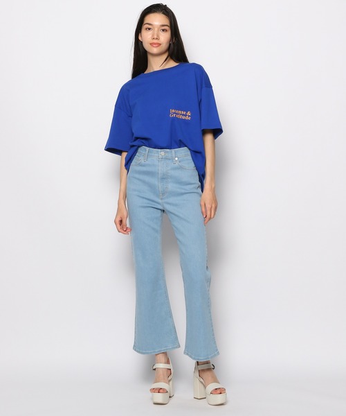FOREVER 21(フォーエバー トゥエンティーワン)の「ハイストレッチフレアデニムパンツ(デニムパンツ・レディース・スカイブルー/ブラック/ネイビー・SMALL/X-SMALL/X-LARGE/MEDIUM/LARGE)」の21枚目の写真