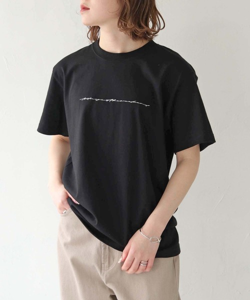 HER CLOSET（ハークローゼット）の「【shemoshelly】WEB限定ロゴプリントTシャツ（Tシャツ/カットソー・レディース・ブラック/ホワイト・S/M/L）」の7枚目の写真