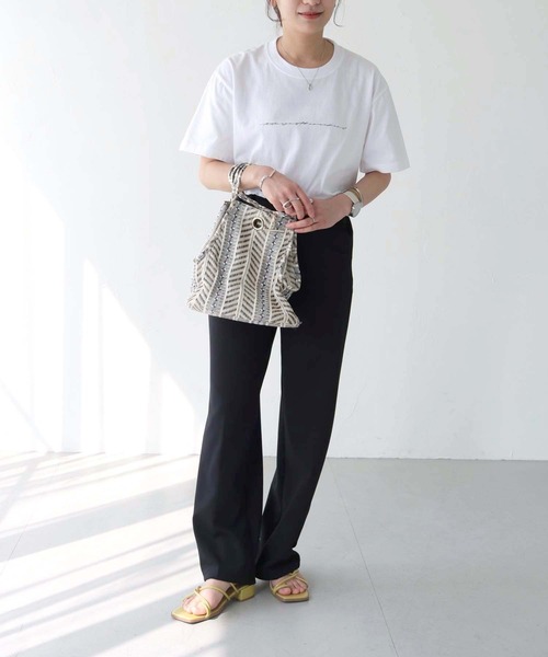 HER CLOSET（ハークローゼット）の「【shemoshelly】WEB限定ロゴプリントTシャツ（Tシャツ/カットソー・レディース・ブラック/ホワイト・S/M/L）」の12枚目の写真