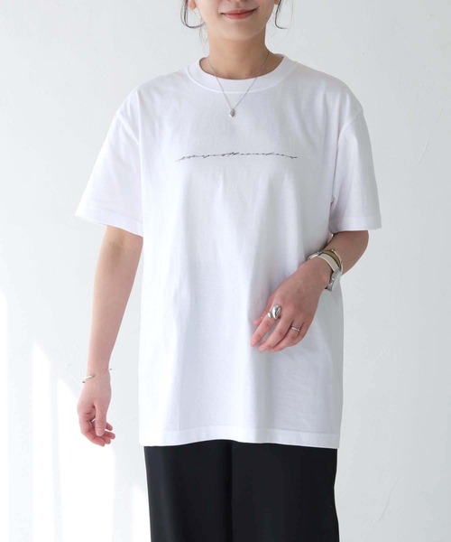 HER CLOSET（ハークローゼット）の「【shemoshelly】WEB限定ロゴプリントTシャツ（Tシャツ/カットソー・レディース・ブラック/ホワイト・S/M/L）」の14枚目の写真