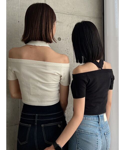 GYDA（ジェイダ）の「2way チョーカー ニット TOPS（ニット/セーター・レディース・ブラック/オフホワイト・FREE）」の5枚目の写真