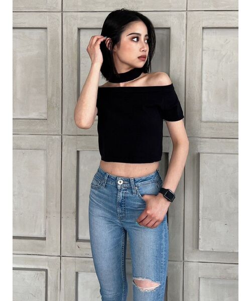 GYDA（ジェイダ）の「2way チョーカー ニット TOPS（ニット/セーター・レディース・ブラック/オフホワイト・FREE）」の6枚目の写真