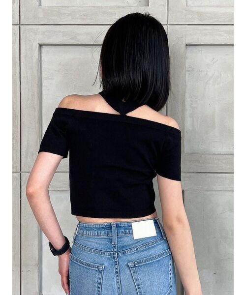 GYDA（ジェイダ）の「2way チョーカー ニット TOPS（ニット/セーター・レディース・ブラック/オフホワイト・FREE）」の8枚目の写真