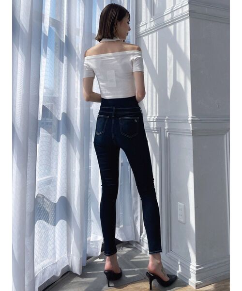 GYDA（ジェイダ）の「2way チョーカー ニット TOPS（ニット/セーター・レディース・ブラック/オフホワイト・FREE）」の18枚目の写真