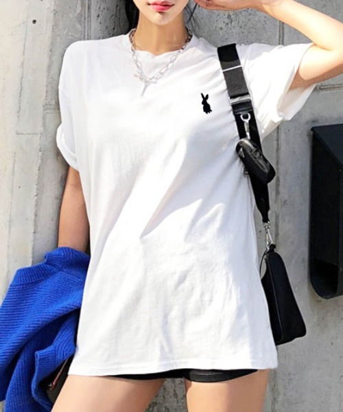 Dalfwin（ダールフィン）の「韓国ファッション ラビット刺繍オーバーサイズ半袖Tシャツ（Tシャツ/カットソー・レディース・ピンク/ホワイト/ネイビー/クリーム・FREE）」の5枚目の写真