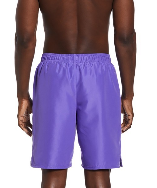 NIKE（ナイキ）の「ナイキ エッセンシャル ラップ9" ボレーショーツ（水着・メンズ・グレー/ネイビー/ブルー/ブラック/ブルー系その他/パープル/モスグリーン/ブルー系その他2/グリーン系その他/パープル系その他/オレンジ・LARGE/X-LARGE/MEDIUM/XX-LARGE）」の21枚目の写真