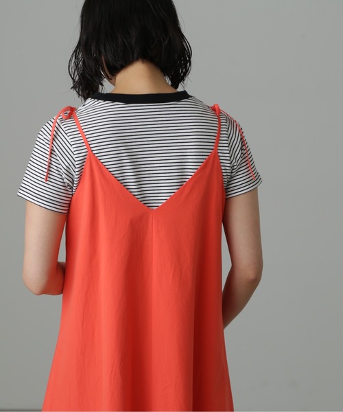 FREE'S MART（フリーズマート）の「◆肩リボンテントラインキャミワンピース（ワンピース・レディース・レッド/ブラック・MEDIUM/SMALL）」の17枚目の写真