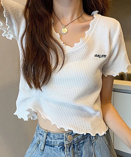 NinaetLina（ニナエリナ）の「メロウフリルショート丈半袖Tシャツ（Tシャツ/カットソー・レディース・ホワイト/ピンク/ブルー/ブラック/パープル・FREE）」の10枚目の写真