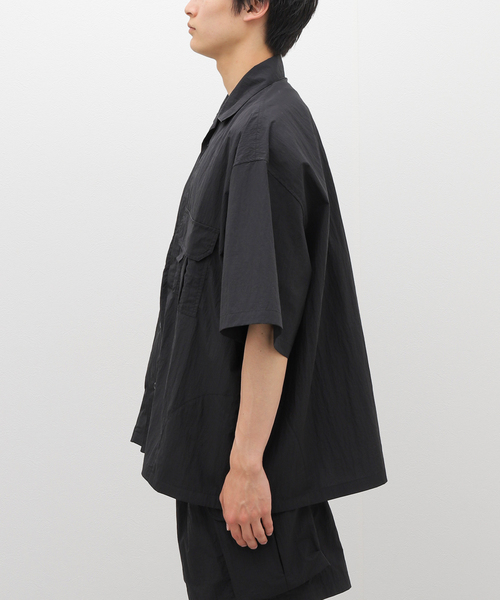 is-ness（イズネス）の「【ISNESS MUSIC / イズネスミュージック】LIGHTWEIGHT POCKET SHIRT（シャツ/ブラウス・メンズ・ブラック・FREE）」の4枚目の写真