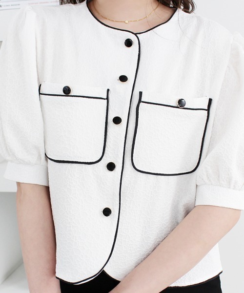 MODE ROBE（モードローブ）の「パイピングポケットデザイントップス（シャツ/ブラウス・レディース・ホワイト/ブラック・FREE）」の6枚目の写真