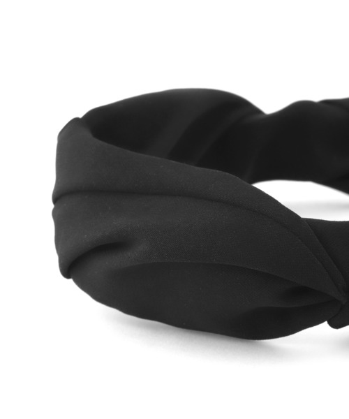 ANEMONE（アネモネ）の「ボリュームツイストカチューシャ（カチューシャ・レディース・ブラック/グレー・FREE）」の5枚目の写真