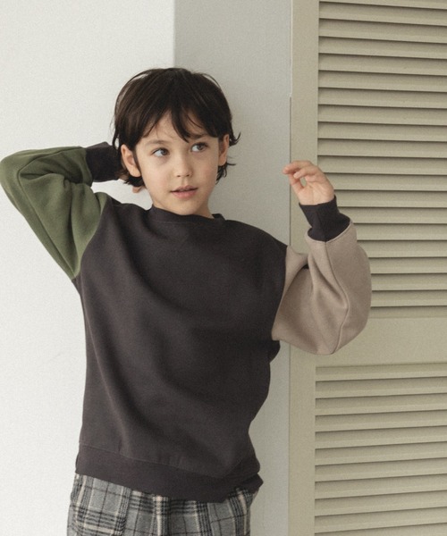 pairmanon(ペアマノン)の「【かぞくおそろい】アソート シンプル トレーナー(スウェット・キッズ・ライトパープル/ラベンダー/ピンク/ダークブルー/モカ/ベージュ系その他7/グレイッシュベージュ/アイボリー/マスタード/ブルー系その他2/ブルー系その他/グリーン系その他2/パープル系その他2/ブラック/ブラック系その他2/ブラック系その他3/カーキ/ライトグリーン/ブルー系その他3/ブルー系その他4・140/110/100/90/130/120/150)」の5枚目の写真