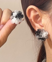 フラワーピアス
