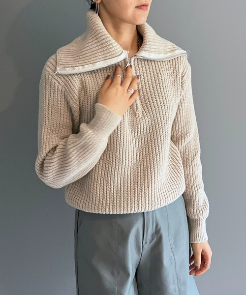 Jewelobe(ジュエローブ)の「ハーフジップワイドカラーニットプルオーバー(ニット/セーター・レディース・モカ/グリーン/ベージュ/グレー・FREE)」の7枚目の写真