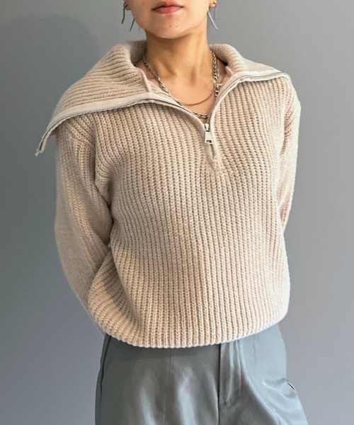 Jewelobe(ジュエローブ)の「ハーフジップワイドカラーニットプルオーバー(ニット/セーター・レディース・モカ/グリーン/ベージュ/グレー・FREE)」の8枚目の写真