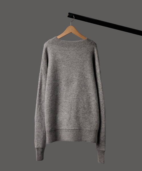 v::room(ヴィルーム)の「【 V::loom / ヴィルーム 】BABY ALPACA DOUBLE FACE GUENSEY SWEATER / ベイビー アルパカ ダブルフェイス ガンジー セーター(ニット/セーター・メンズ・グレー/ブラック・MEDIUM/LARGE)」の6枚目の写真