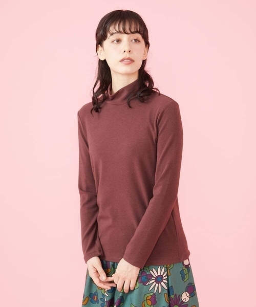 Jocomomola(ホコモモラ)の「30color ハイネックカットソー(Tシャツ/カットソー・レディース・ライトグレー/ライトピンク/ライトブルー/サンドベージュ/クリーム/ピンク系その他/ライトカーキ/カーキ/ブルー/ライトパープル/ブラウン/バイオレット/オレンジ/オレンジ系その他/その他・40)」の2枚目の写真