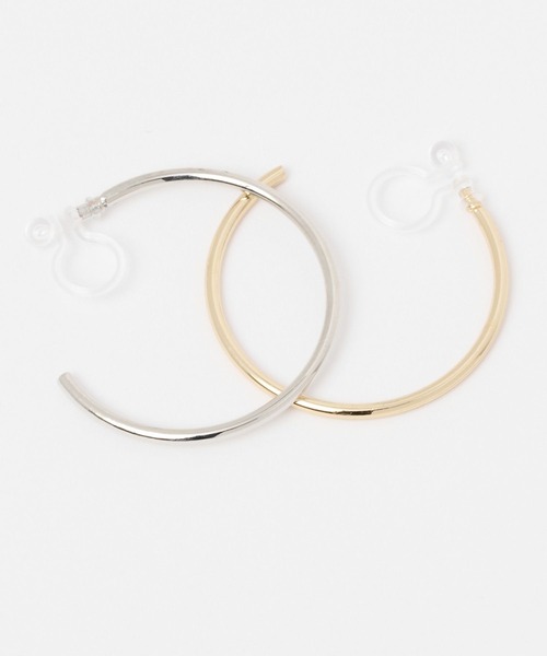 LAKOLE（ラコレ）の「細フープノンホールピアス[30mm] / 981888（イヤリング・レディース・その他2/その他1・FREE）」の4枚目の写真