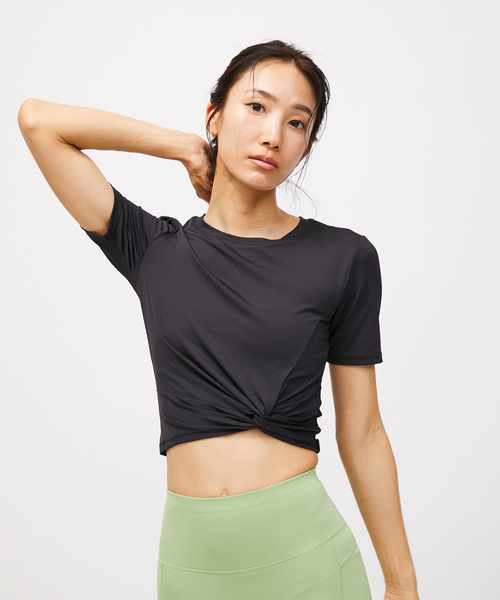 XEXYMIX(ゼクシィミックス)の「【XEXYMIX】接触冷感&UV ネジリクロップド半袖Tシャツ(Tシャツ/カットソー・レディース・イエロー/チャコールグレー/ブラック/ピンク・M)」の9枚目の写真