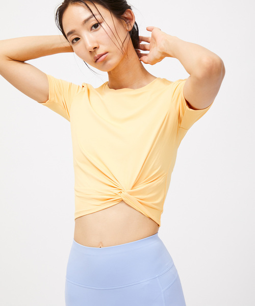 XEXYMIX(ゼクシィミックス)の「【XEXYMIX】接触冷感&UV ネジリクロップド半袖Tシャツ(Tシャツ/カットソー・レディース・イエロー/チャコールグレー/ブラック/ピンク・M)」の12枚目の写真