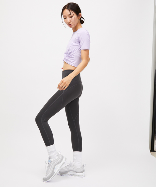 XEXYMIX(ゼクシィミックス)の「【XEXYMIX】接触冷感&UV ネジリクロップド半袖Tシャツ(Tシャツ/カットソー・レディース・イエロー/チャコールグレー/ブラック/ピンク・M)」の21枚目の写真