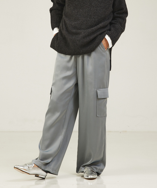 abahouse mavie（アバハウスマヴィ）の「サテンカーゴパンツ（カーゴパンツ・レディース・ベージュ/ブラック/グレイッシュブルー・フリー）」の12枚目の写真