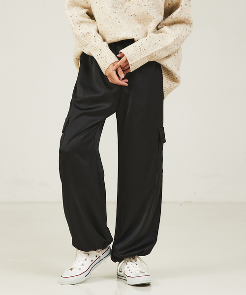 abahouse mavie（アバハウスマヴィ）の「サテンカーゴパンツ（カーゴパンツ・レディース・ベージュ/ブラック/グレイッシュブルー・フリー）」の17枚目の写真