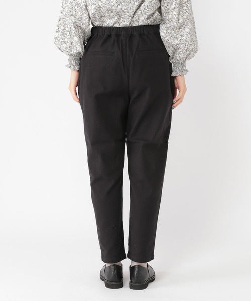 studio CLIP（スタディオクリップ）の「肉厚あったかテーパードパンツ[プチ・プラスサイズあり]（その他パンツ・レディース・ライトグレー/ブラック/カーキ/キャメル・SMALL/MEDIUM/LARGE）」の9枚目の写真