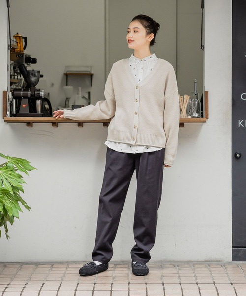 studio CLIP（スタディオクリップ）の「肉厚あったかテーパードパンツ[プチ・プラスサイズあり]（その他パンツ・レディース・ライトグレー/ブラック/カーキ/キャメル・SMALL/MEDIUM/LARGE）」の6枚目の写真