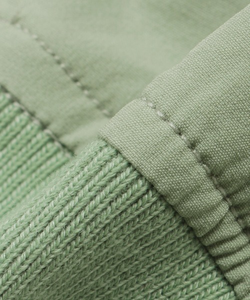 kladskap（クレードスコープ）の「スケーターザウルスコーチジャケット（ナイロンジャケット・キッズ・ライトカーキ・100cm/130cm/110cm/120cm/90cm）」の7枚目の写真