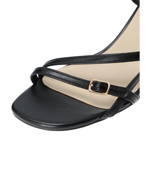 YECCA VECCA（イェッカヴェッカ）の「ナローストラップサンダル（サンダル・レディース・アイボリー/ブラック・S/M/L）」の10枚目の写真