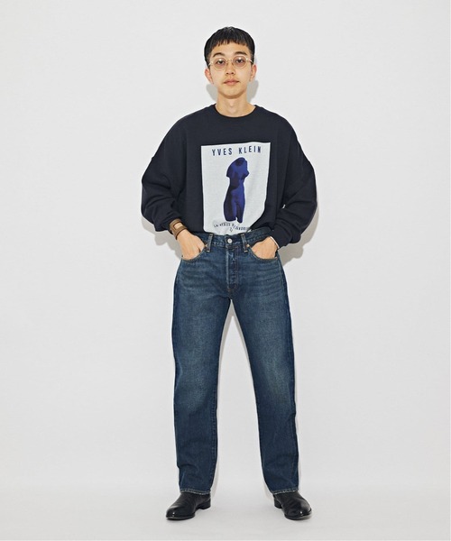 EDIFICE（エディフィス）の「【YVES KLEIN / イヴ クライン】別注 グラフィック プリント スウェット（スウェット・メンズ・ホワイト系その他/ホワイト/ブルー/ネイビー・LARGE/MEDIUM）」の6枚目の写真