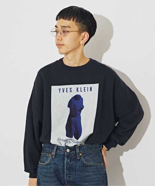EDIFICE（エディフィス）の「【YVES KLEIN / イヴ クライン】別注 グラフィック プリント スウェット（スウェット・メンズ・ホワイト系その他/ホワイト/ブルー/ネイビー・LARGE/MEDIUM）」の8枚目の写真