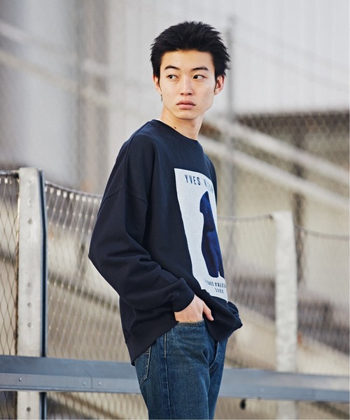 EDIFICE（エディフィス）の「【YVES KLEIN / イヴ クライン】別注 グラフィック プリント スウェット（スウェット・メンズ・ホワイト系その他/ホワイト/ブルー/ネイビー・LARGE/MEDIUM）」の12枚目の写真